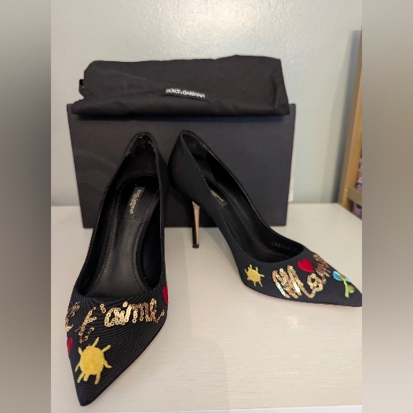 Elegant Dolce & Gabbana Embroidered Stiletto Heels